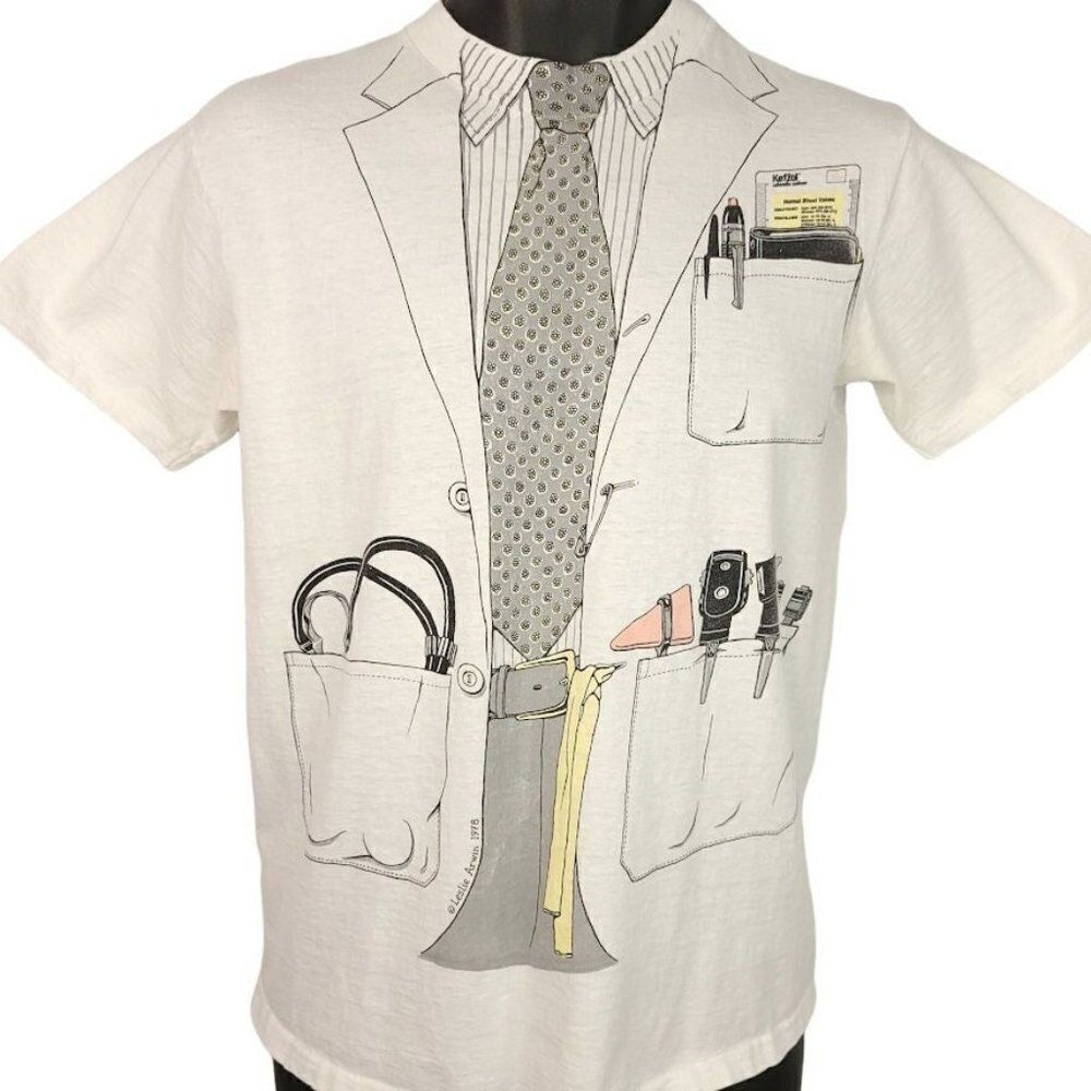 Leslie Arwin Doctor Lab Coat T Shirt Vintage 70s 80s 1978 All Over Print